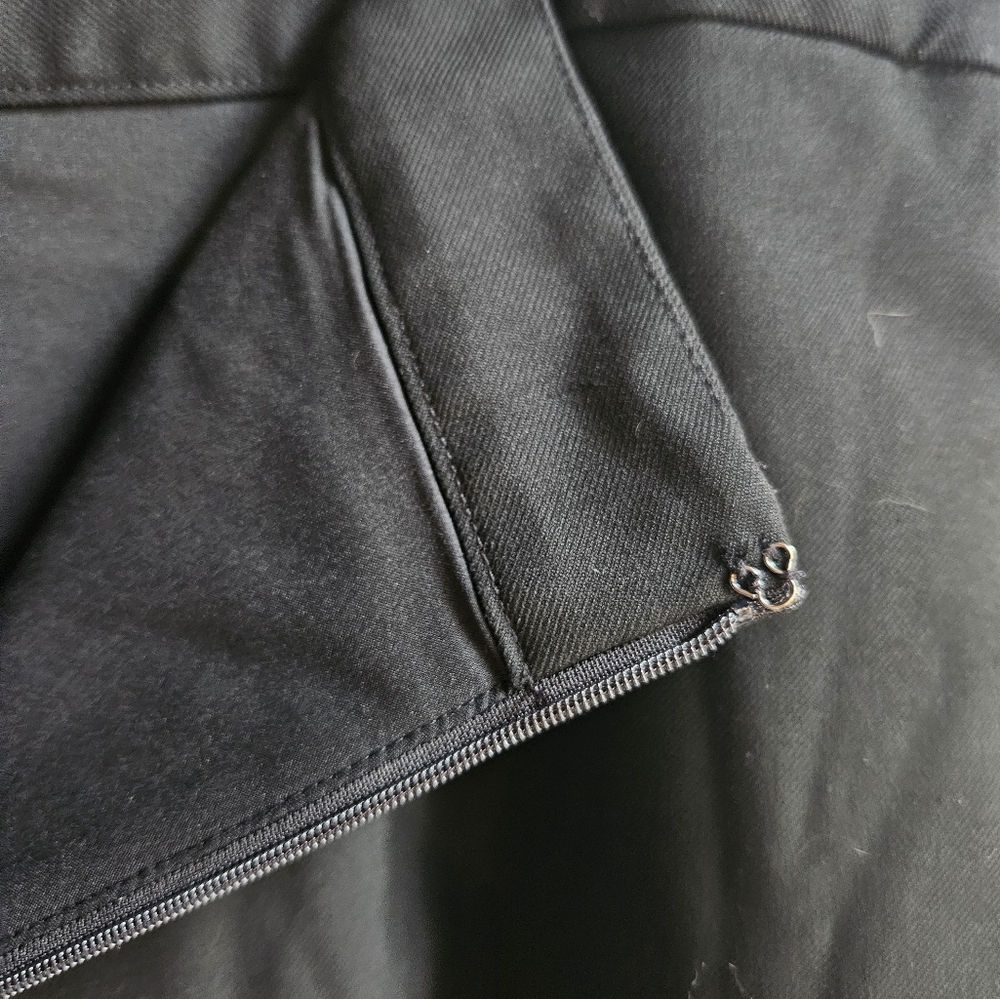 Banana Republic Knee-Length Skirt in Women's Size 12 - Picture 8 of 12